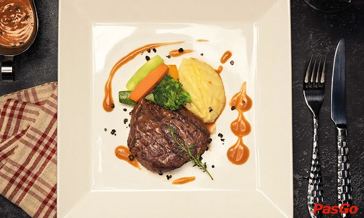 nha-hang-im-bistro-nguyen-duy-trinh-7