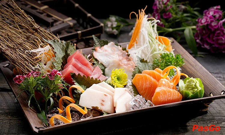nha-hang-isushi-trieu-viet-vuong-slide-1