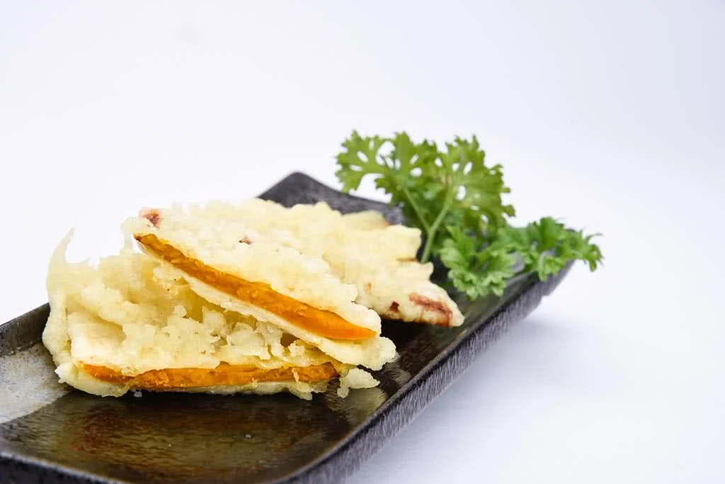 nha-hang-jojo-buffet-crescent-mall-ton-dat-tien-mon-an-10
