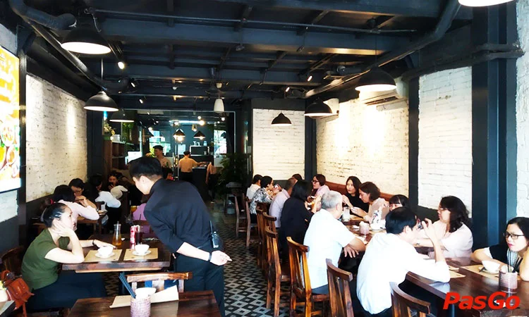 nha-hang-kampong-chicken-house-dao-tan-10