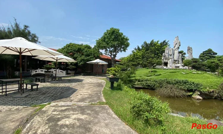 nha-hang-kim-long-garden-duong-de-vang-long-bien-1