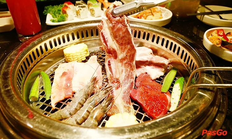 nha-hang-king-bbq-buffet-royal-city-9