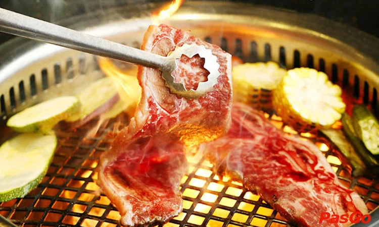 nha-hang-king-bbq-takashiyama-4