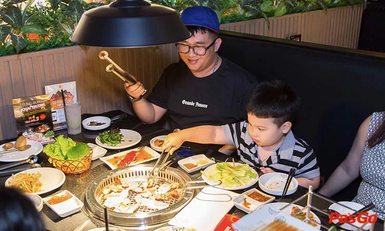 nha-hang-king-bbq-vincom-ba-trieu-slide-9
