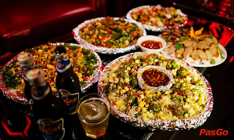 nha-hang-kingdom-beer-club-le-van-sy-slide-9