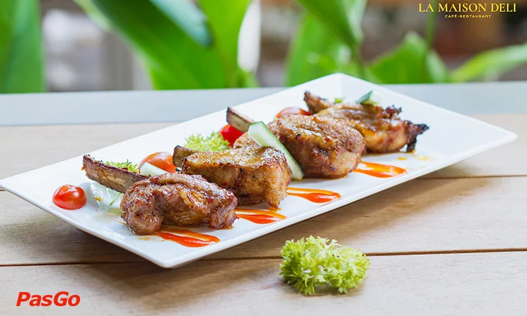 nha-hang-la-maison-deli-hoi-an-9