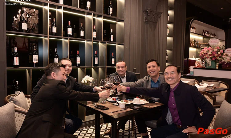 Nhà hàng La Rock Hanoi Restaurant & Coffee Lãn Ông Chuyến món Âu 11