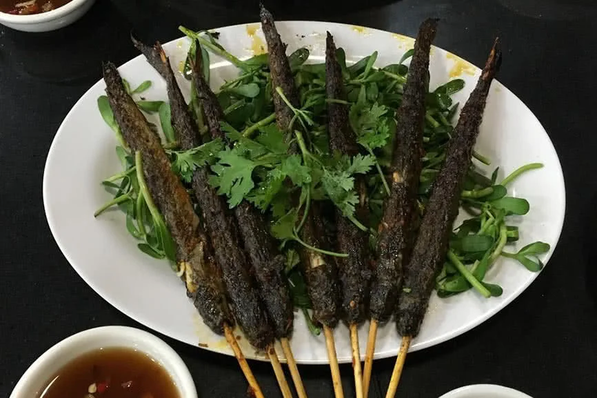 nha-hang-lau-ca-keo-ba-huyen-6a