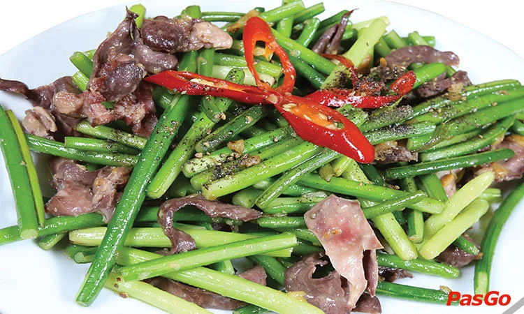 nha-hang-lau-duc-troc-truong-dinh-7