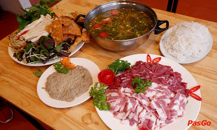 nha-hang-lau-han-noi-xa-dan-2