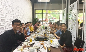 nha-hang-lau-hoi-cosmos-luong-dinh-cua-2