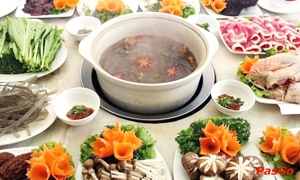 nha-hang-lau-nam-gia-khanh-ham-nghi-slide-1