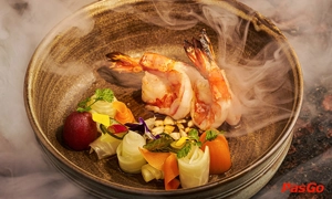 nha-hang-lava-cuisine-and-lounge-hai-ba-trung-1