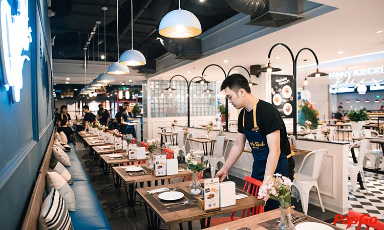 nha-hang-le-monde-steak-vincom-tran-duy-hung-11