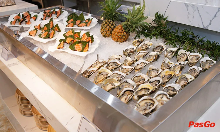 nha-hang-london-buffet-hai-san-lau-nuong-thanh-thai-12