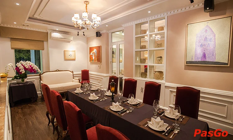 Lý Club Hanoi Lê Phụng Hiểu Chuyên món Á Âu 7