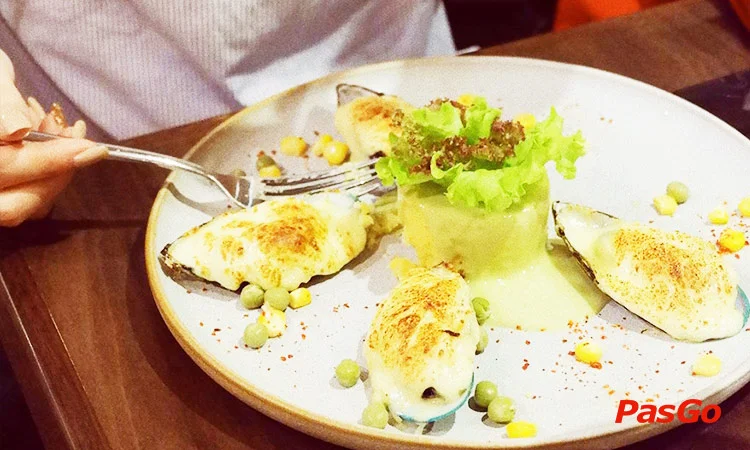 nha-hang-mapa-c’s-wine-bar-pham-hong-thai-slide-2
