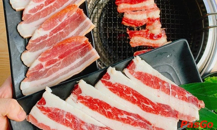 Nhà hàng Meat House BBQ Hồng Tiến buffet nướng lẩu 5