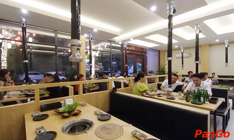 Nhà hàng Meat House BBQ Hồng Tiến buffet nướng lẩu 7