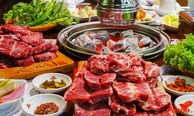 nha-hang-meat-plus-ho-tay-5