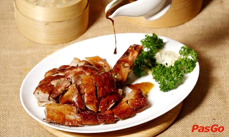 nha-hang-meiwei-royal-city-2