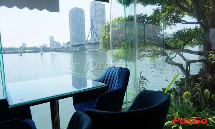 nha-hang-Memory-Lounge-slide-2