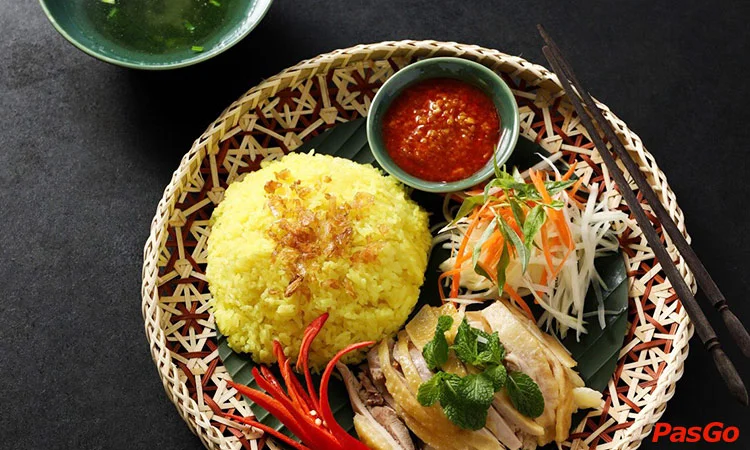 nha-hang-moc-mien-nguyen-cong-tru-6