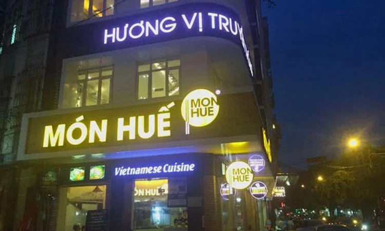 nha-hang-mon-hue-trang-thi-slide-9