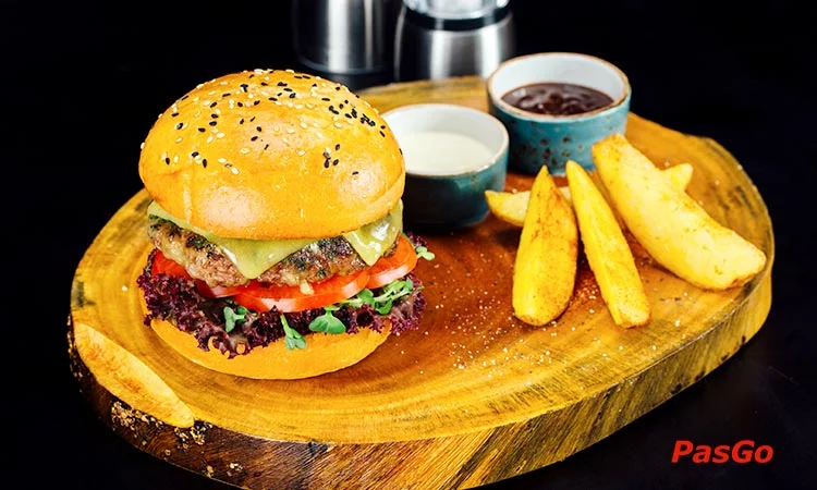 nha-hang-moo-beef-steak-prime-ngo-duc-ke-slide-4