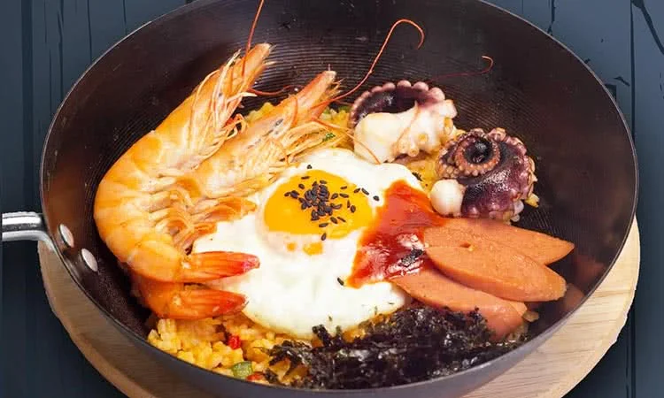 nha-hang-moon-kitchen-hoa-mai-slide-7
