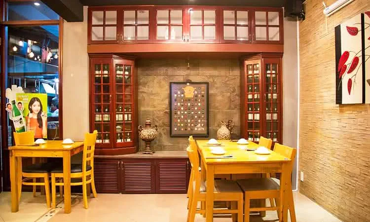 nha-hang-moon-kitchen-hoa-mai-slide-9
