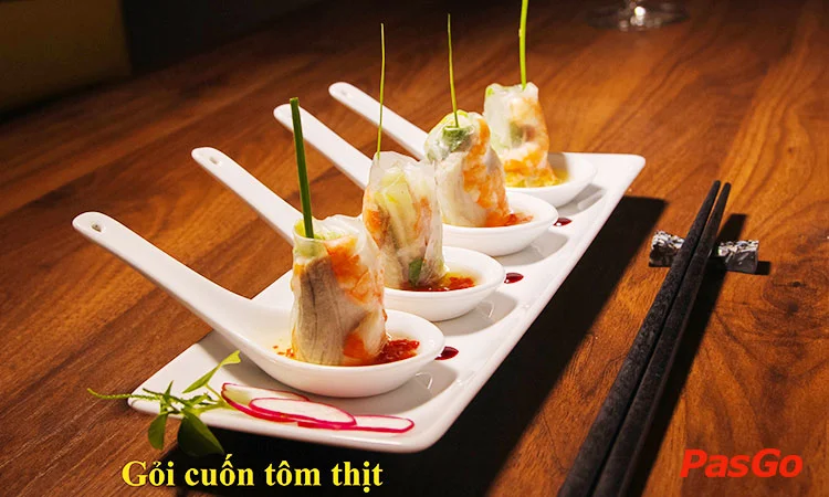 nha-hang-non-la-ho-nghinh-2