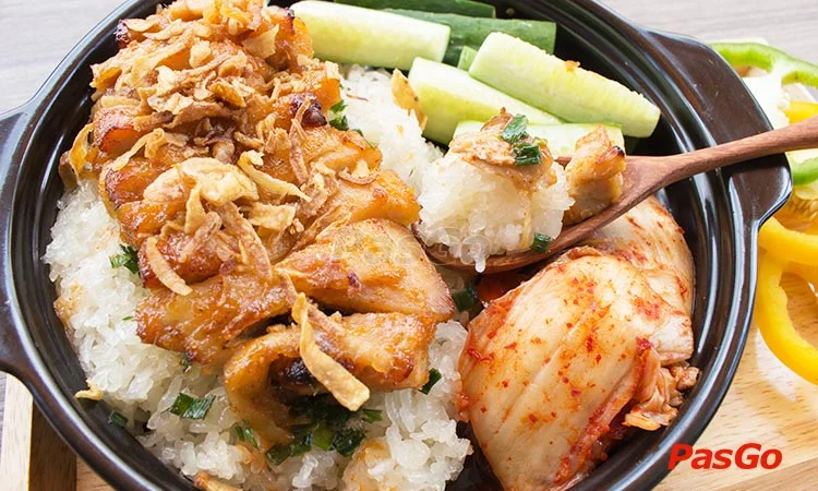 nha-hang-o-o-o-nguyen-hong-dao-5