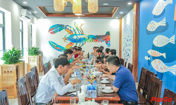 nha-hang-oc-an-hai-san-3-mien-nguyen-van-huyen-6