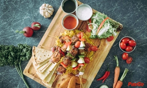 nha-hang-oia-castle-bistro-cafe-ton-that-dam-1