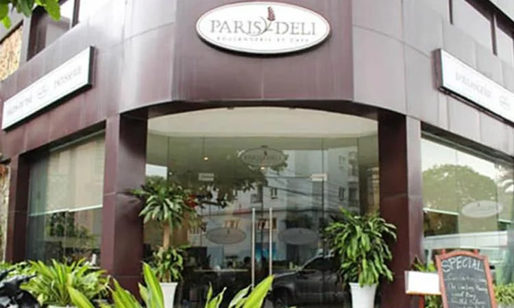 nha-hang-paris-deli-tran-huy-lieu-khach-san-ha-noi-hotel-anh-nho