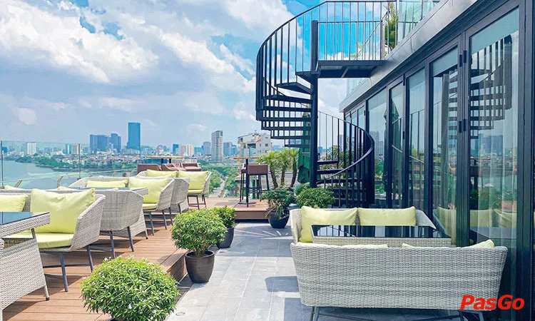 parosand-sky-bar-restaurant-lac-long-quan-2