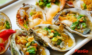 nha-hang-pho-bien-nguyen-tat-thanh-1