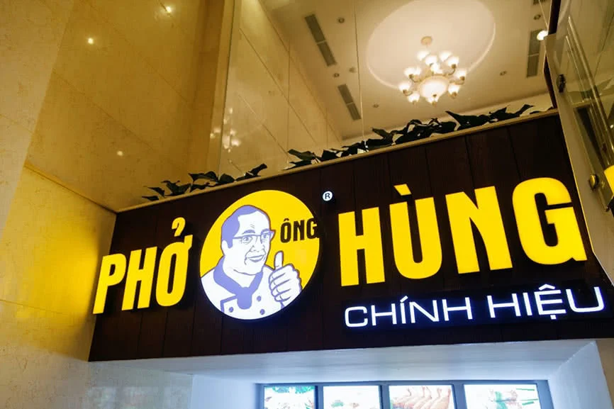 nha-hang-pho-ong-hung-hang-bai-slide-1