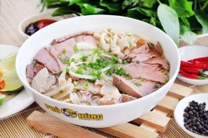 nha-hang-pho-ong-hung-hang-bai-slide-3