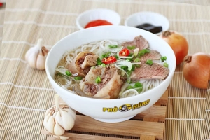 nha-hang-pho-ong-hung-hang-bai-slide-4