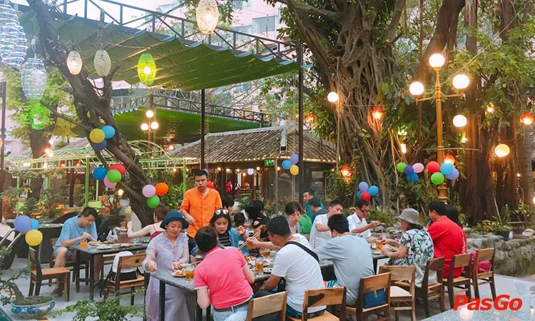 nha-hang-pool-buffet-yersin-nha-trang-3