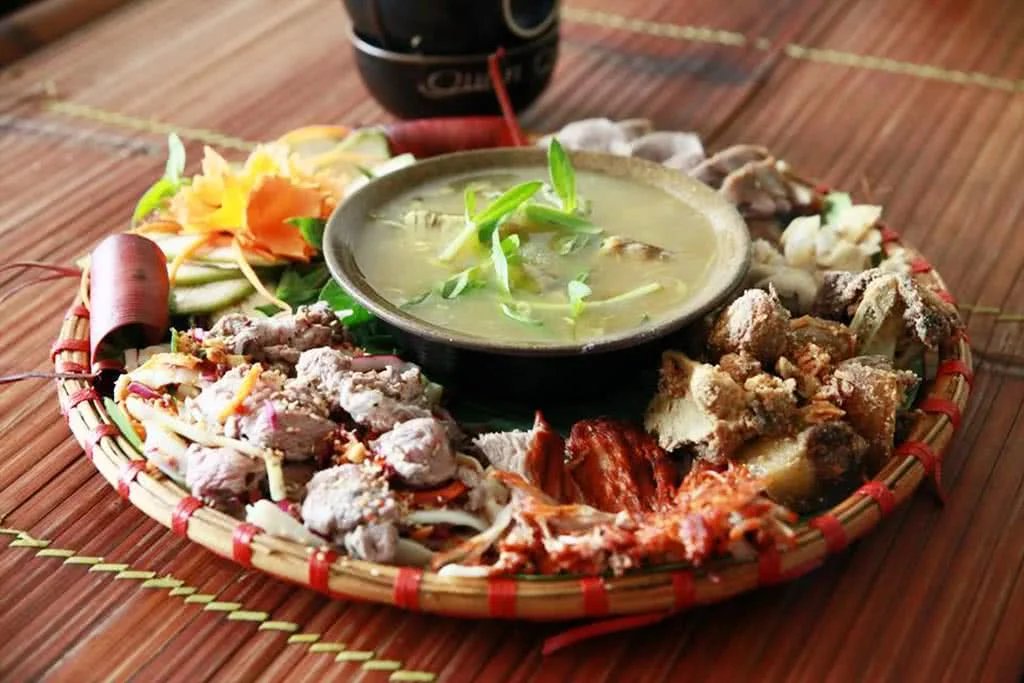 QUÁN QUÊ 2A TRẦN QUÝ KIÊN ĐẬM ĐÀ  HƯƠNG VỊ VIỆT NAM 1