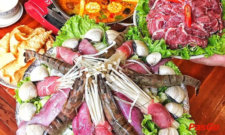 nha-hang-quan-xua-luu-quang-vu-3