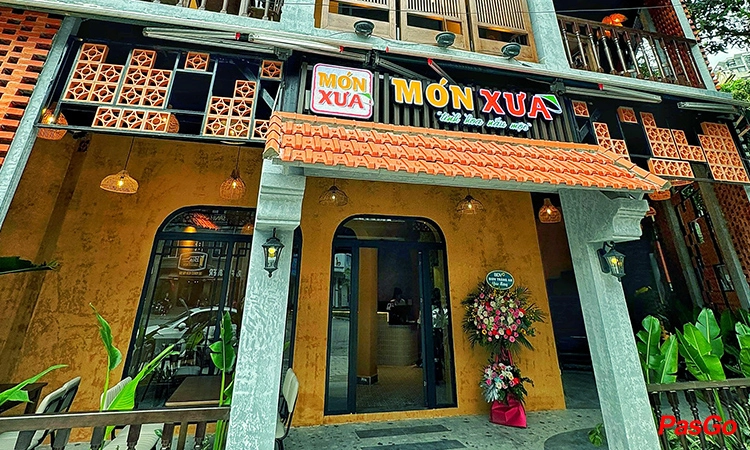nha-hang-quan-xua-luu-quang-vu-8