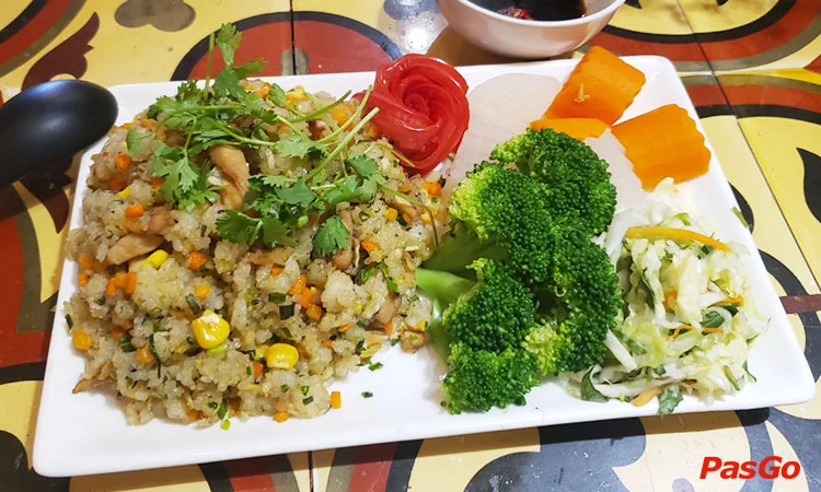 nha-hang-que-huong-nguyen-van-loc-2