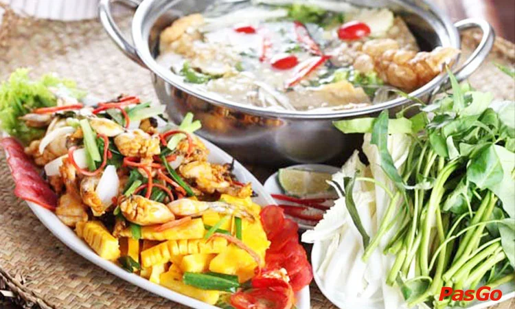 nha-hang-que-huong-nguyen-van-loc-7