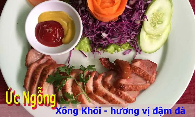 nha-hang-que-nha-pham-ngoc-thach-slide-8