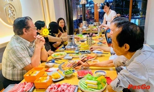 Nhà hàng Rakuen BBQ Bàu Cát ngất ngây với bữa tiệc buffet lẩu nướng 4