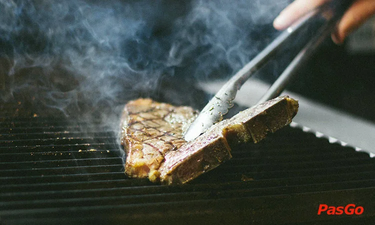 Nhà hàng Rico Steakhouse Nguyễn Gia Thiều 4